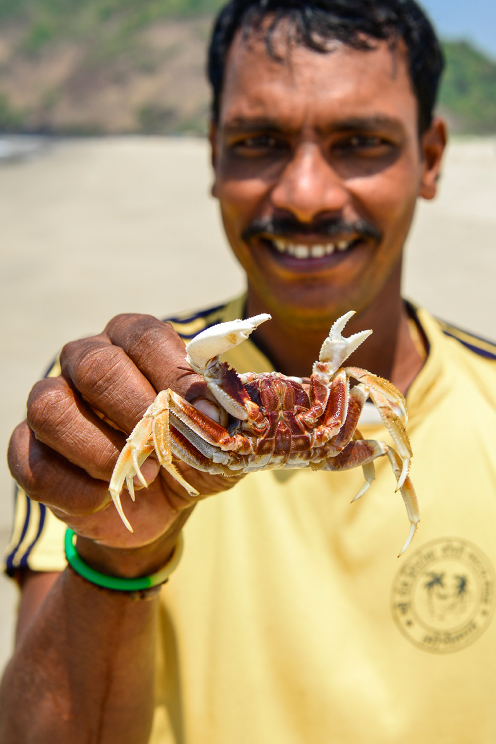 portraits  people  India maharastra Coast mochemad Turtle fish fishing fishermen village NGO Freelance