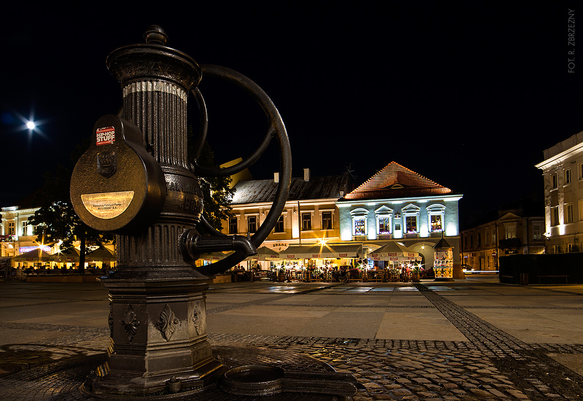 +photography+ night photography city Night City Kielce by night