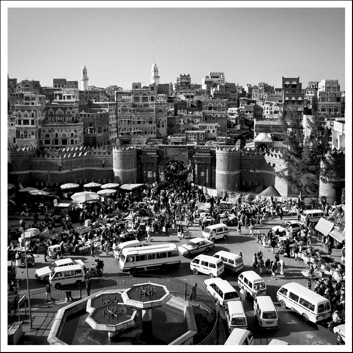 Adobe Portfolio Sana'  yemen islam Wadi Dhahr Dar al-Haja Jambiya qat UNESCO palace