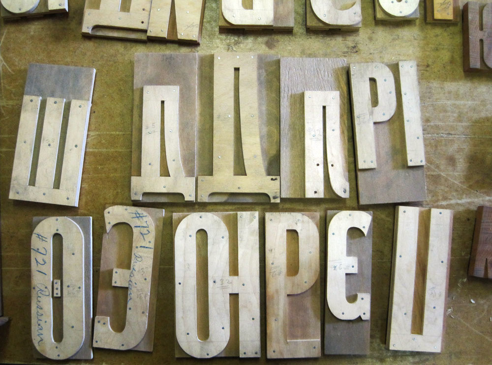 wood type Hamilton digital type fonts