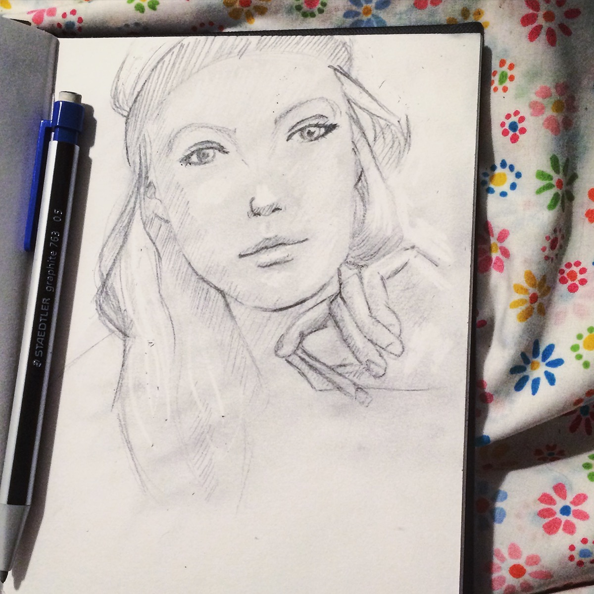 sketchbook art sketch doodle portrait ILLUSTRATION  mixed media