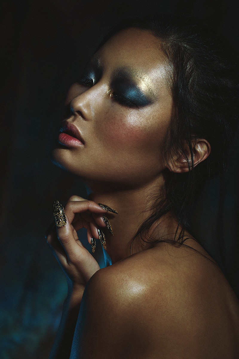 gold asian Liquid beauty dark blue retouch