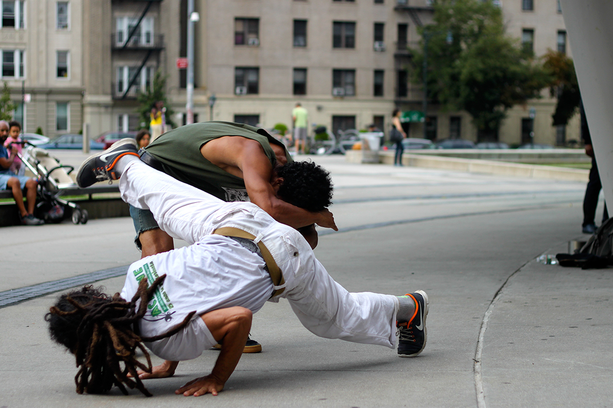 capoeria roda Brazilian Martial Arts mantahhan Brooklyn nyc Street ActionShot motionshot