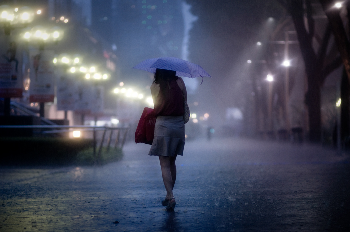 night rain street photography singapore orchard road danny santos candid