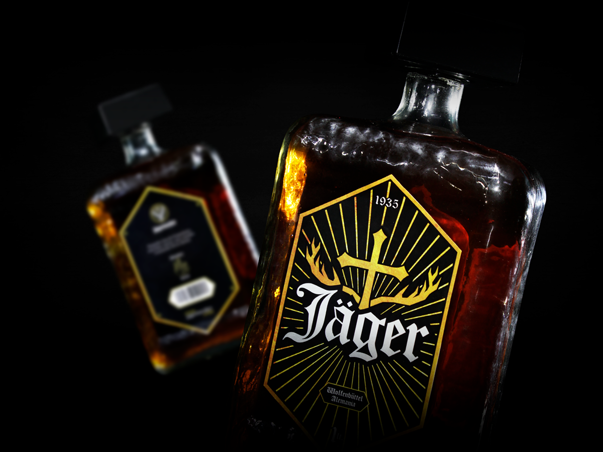 jäger Jäger Meister Licor botella bottle diseñografico Packaging diseño peru idat