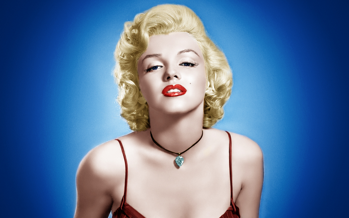 Marilyn Monroe colored digital photoshop coloreado restauración fotografias marilyn monroe