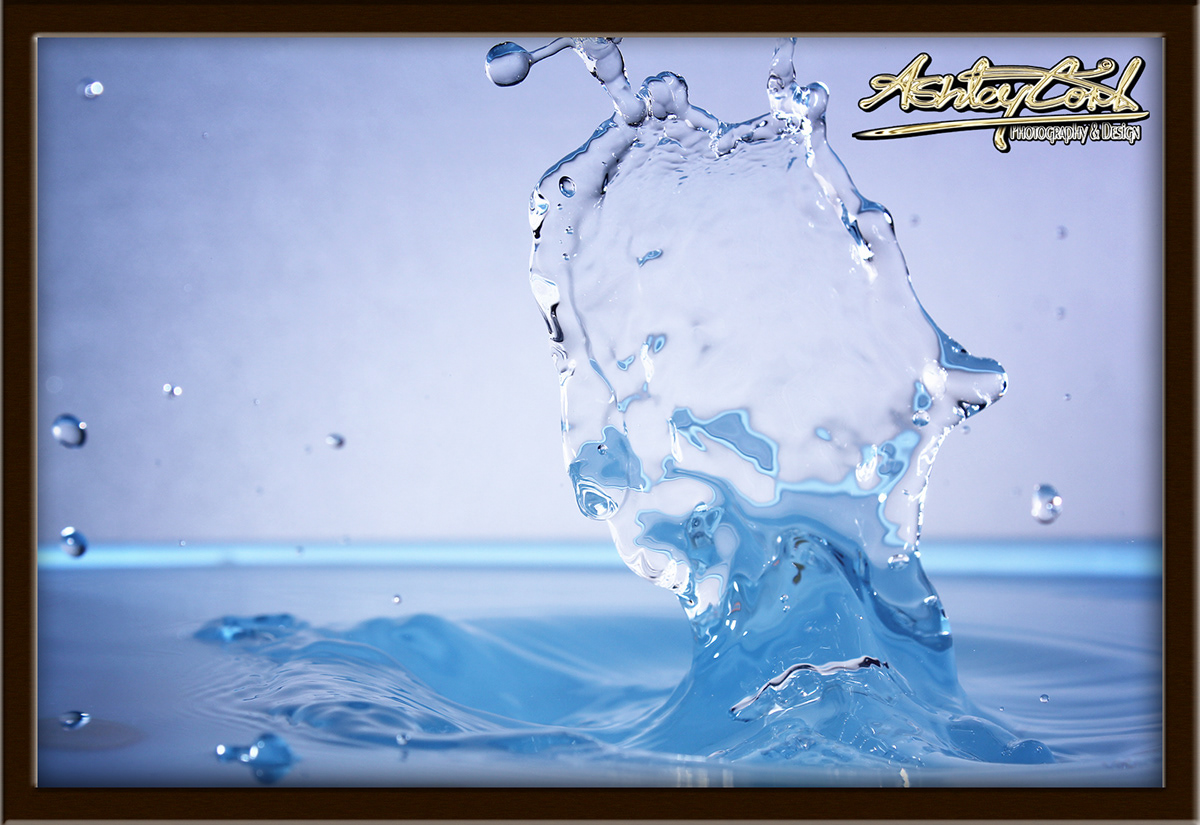 water  uisce  blue  drops  wet  SPLASH money  coin art Liquid bubbles uisce blue drops wet splash coin