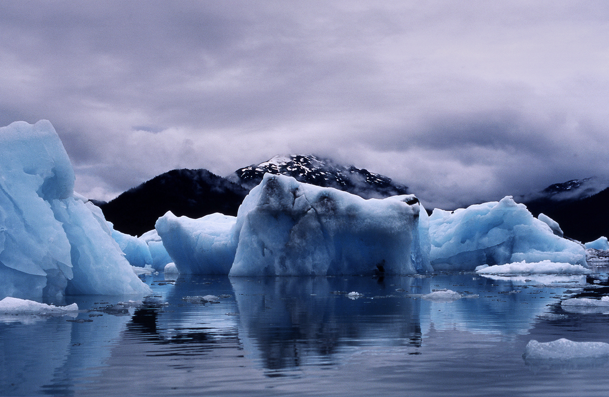 iceberg Alaska  kayakoing  ice  glacier