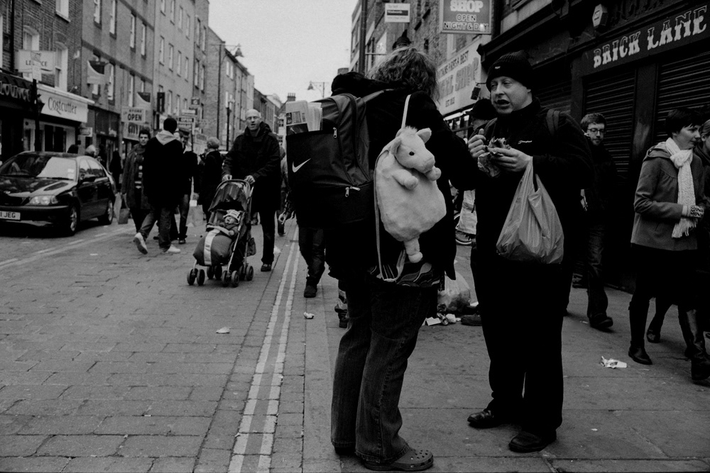 London city people streets roads populations men women children humanity