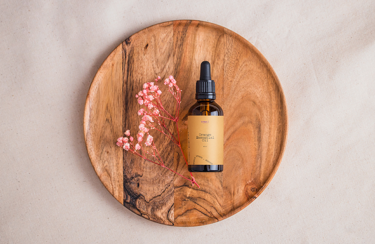 essential oils product design  brand identity Logo Design Aromatherapy essential oil packaging design essential oil branding essential oil packaging essential oils packaging