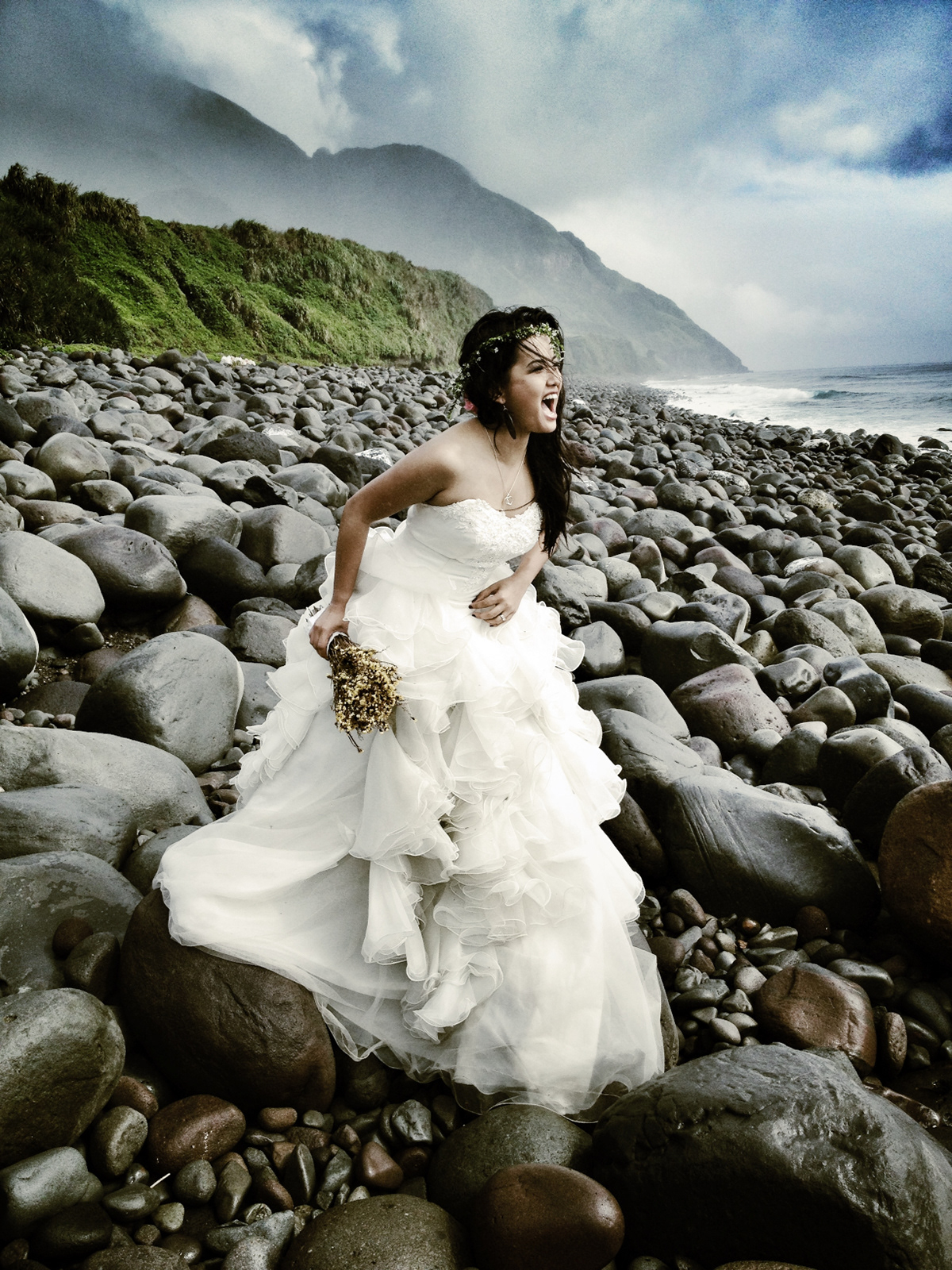 iphone  wedding  trash  Dress  omar  khalifa  batanes  philippines  snapseed  focus