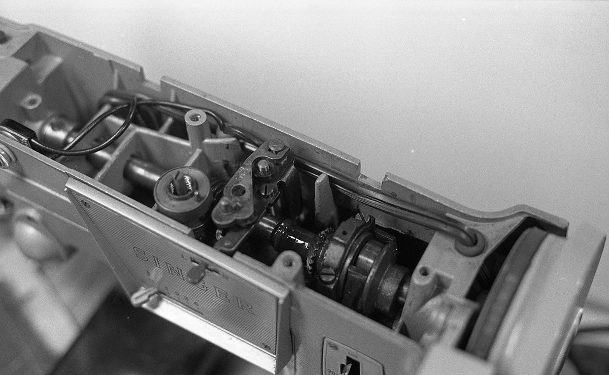 35mm objects portraits climbing camera canon ae-1