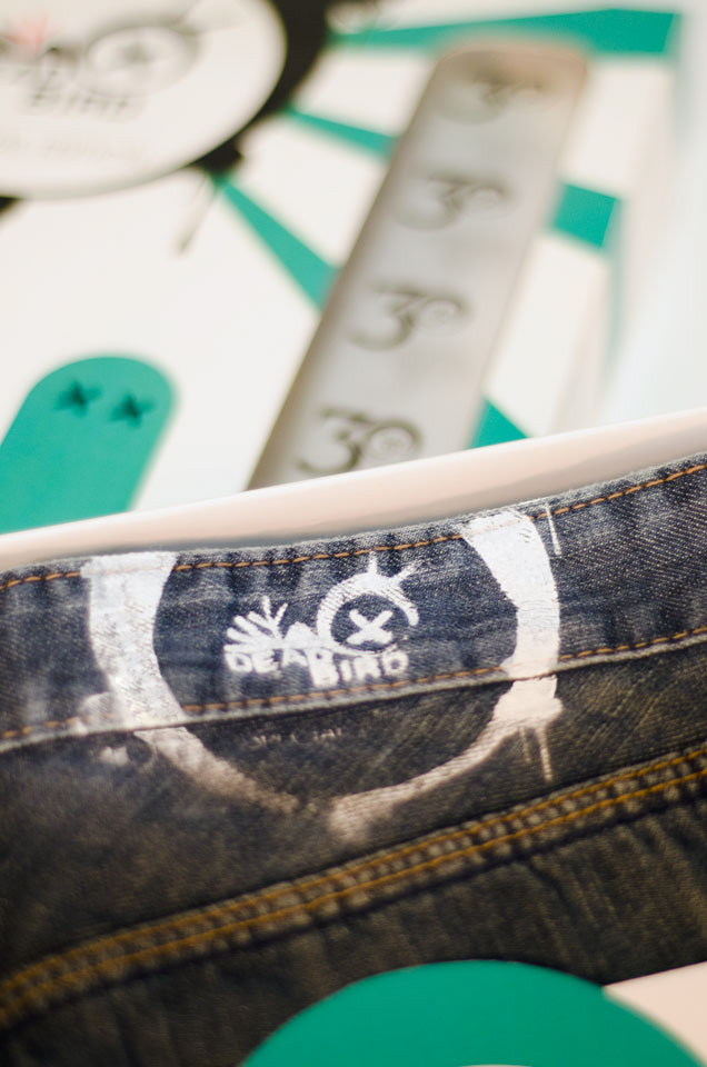 deadbird jeans Clothing box screeprinting