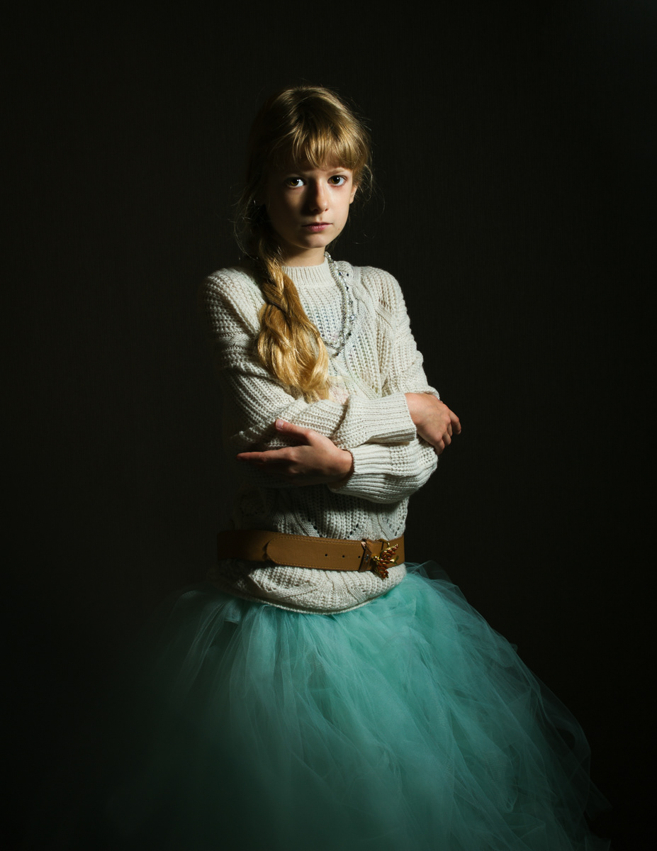 children young girl tulle dresses one-light setup Project