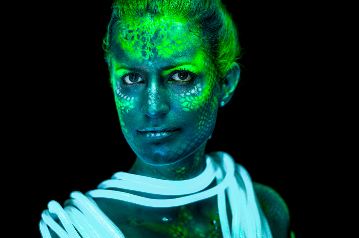 alien headshot Face painting portrait