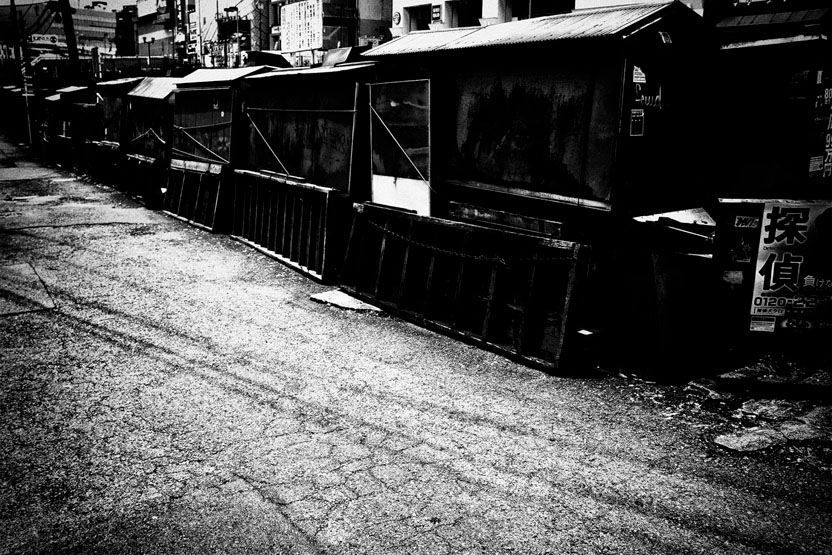 moment  quietness silence monotone art artist photo photographer contemporary cool beauty Street snap