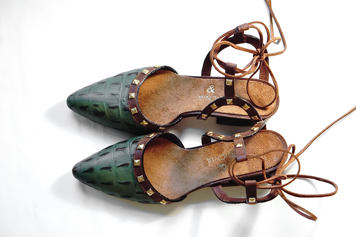 shoe design valentino crocodile strap Ankle Pointed Toe