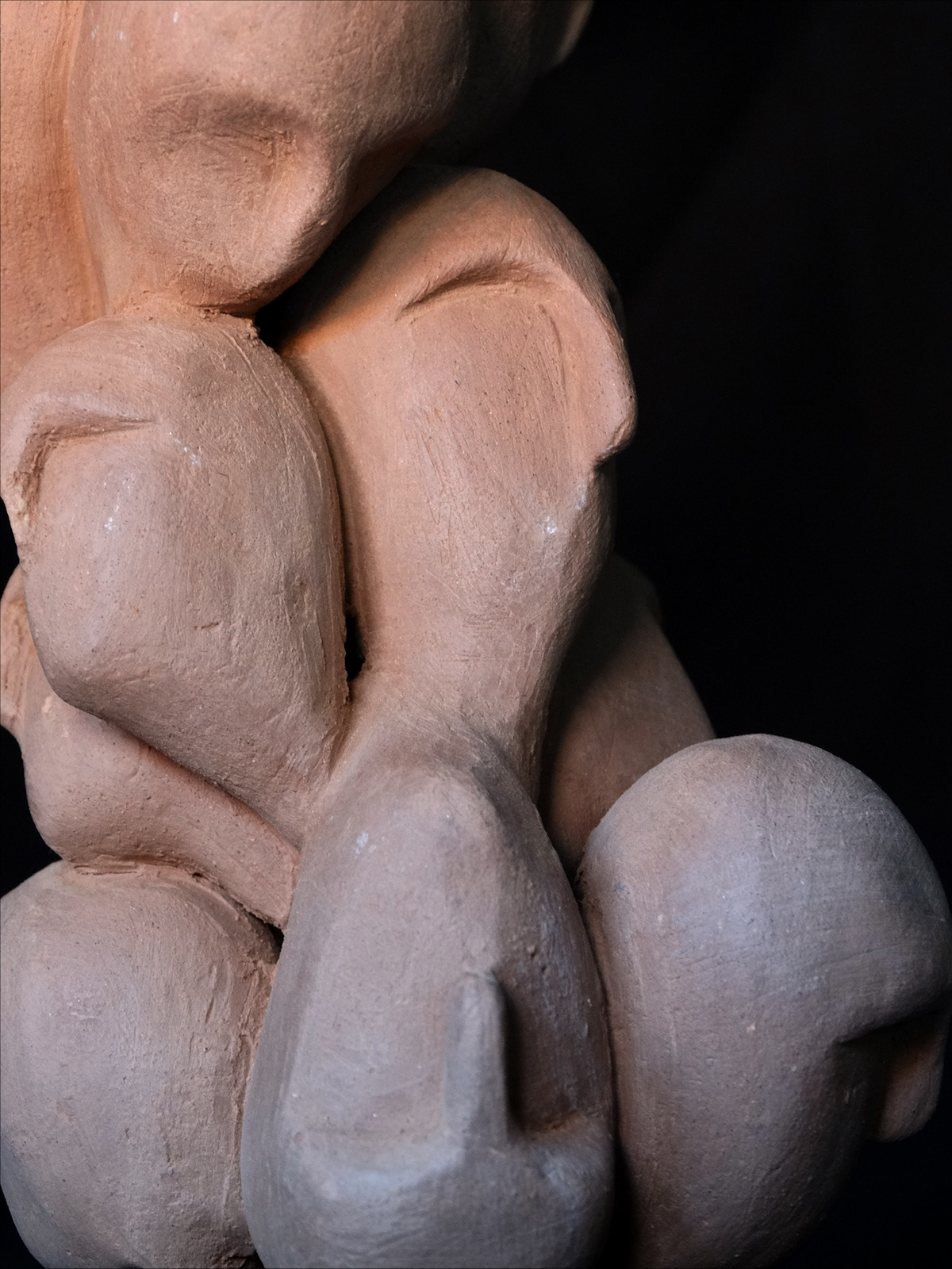 ceramıc clay Coronavırus fıguratıve fıguratıveart fıguratıvesculpture Pottery sculpture terracota