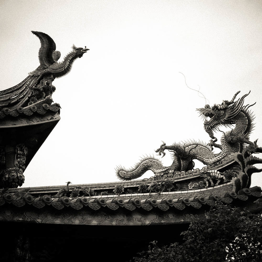 dragon taiwan Taoist temple east asia buddist