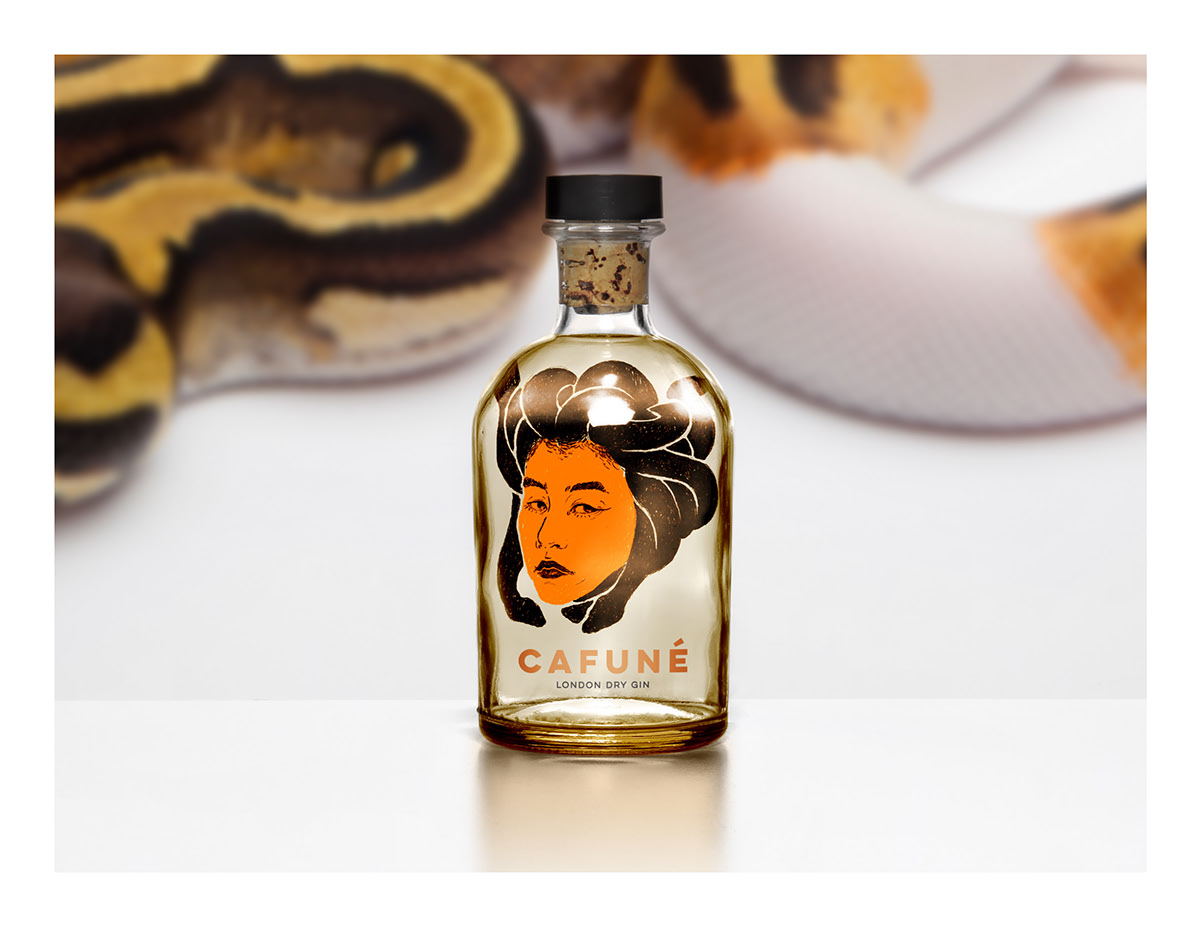 Adobe Portfolio snakes gin bottles Mockup medusa alcohol