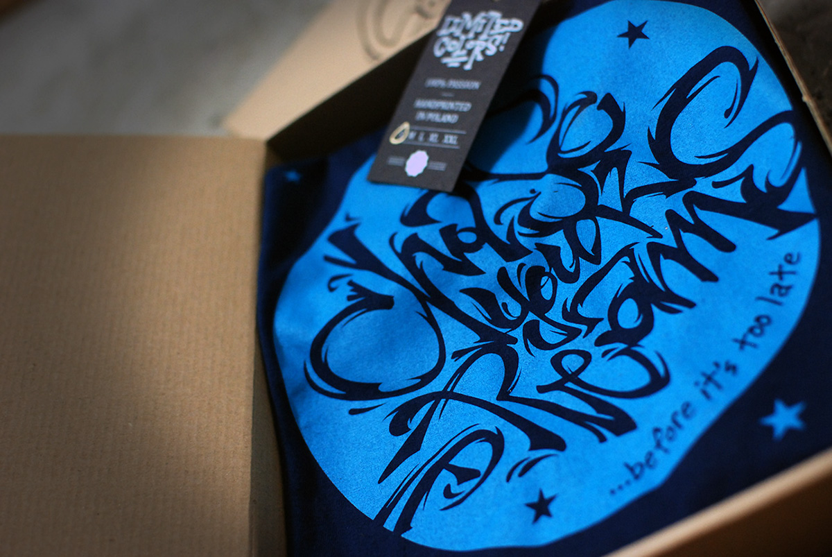 Chase your dreams buntone limited colors typo lettering letters throwup blue navy handprinted screenprinted