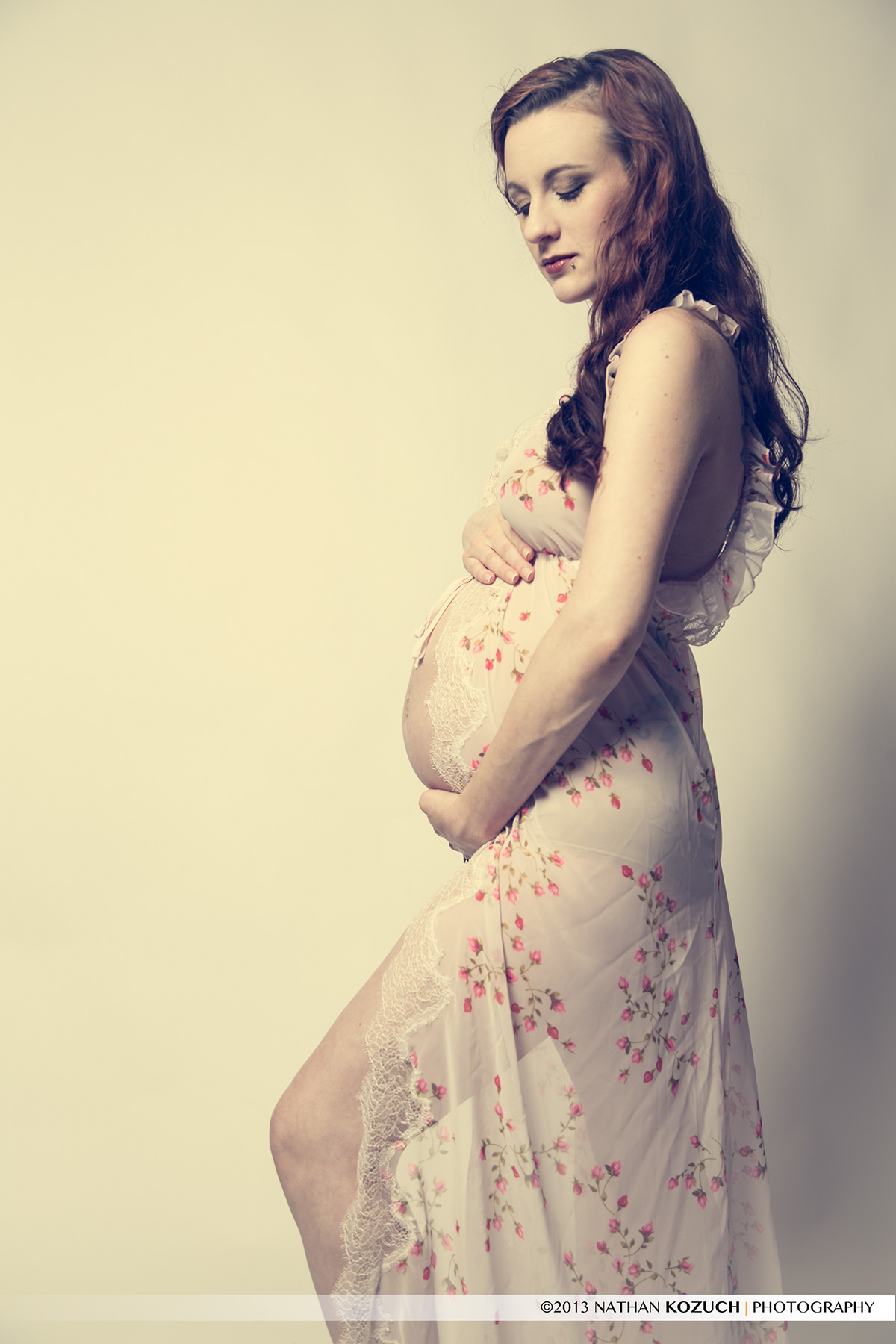 maternity portrait wife expecting NEW STUDIO