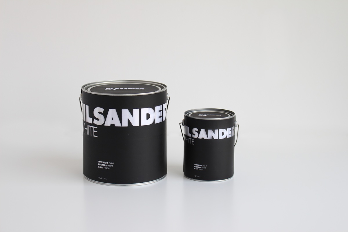 jilsander paint paintbucket homepaint jil sander brush spray Spraycan can blackandwhite clear transparent bucket White