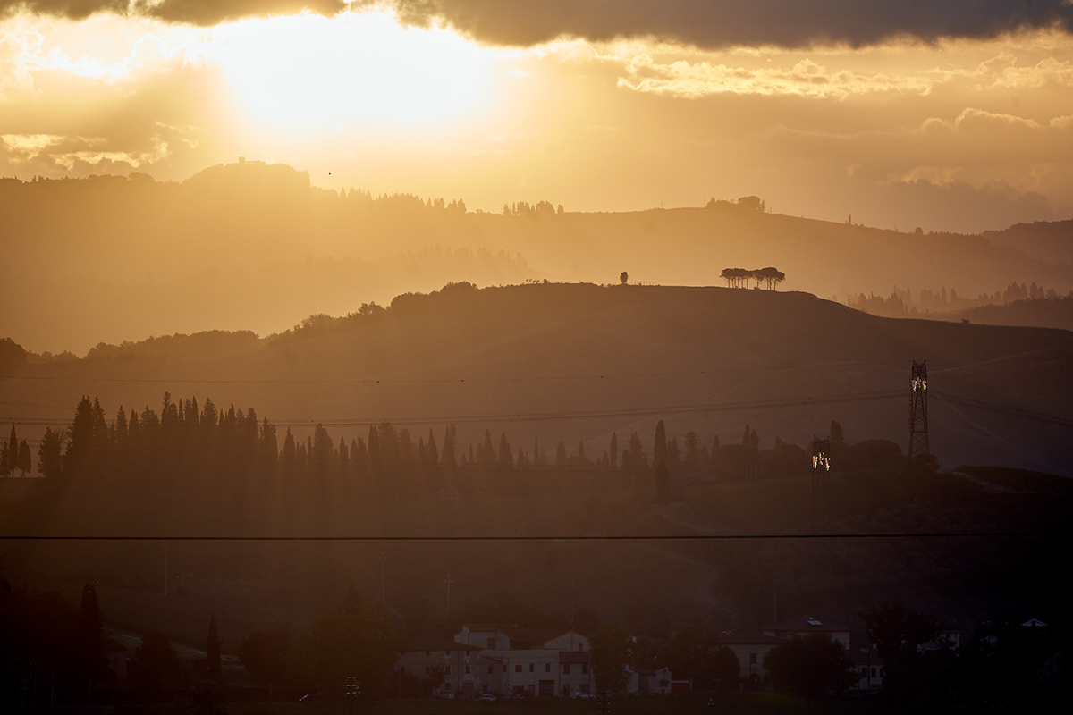 Tuscany Italy mist layers for colorful hills landscapes MORNING Sun
