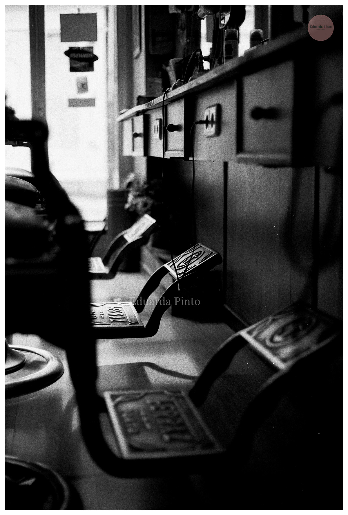 pelicula black and white barbearias fotografia analogica 35mm
