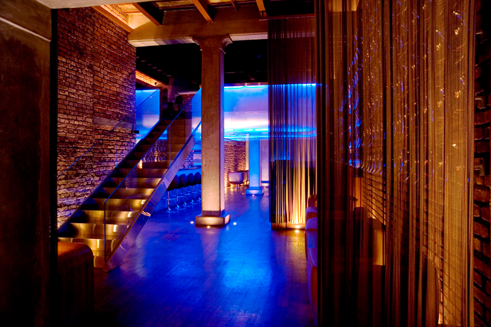 Pallon architectural bar night club Kolkata bangalore India hotel restaurant restoration