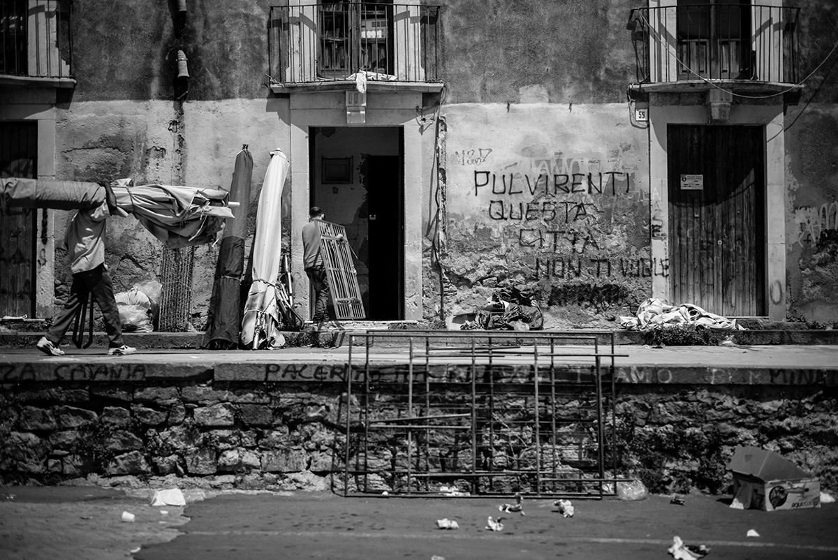 catania sicily sicilia south italy Fabio Orsi Black&white street photography