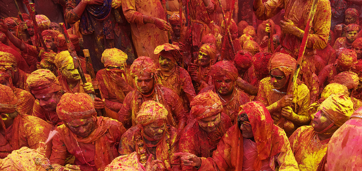 Adobe Portfolio colour festival holi India Travel krishna mathura Nandgaon temple