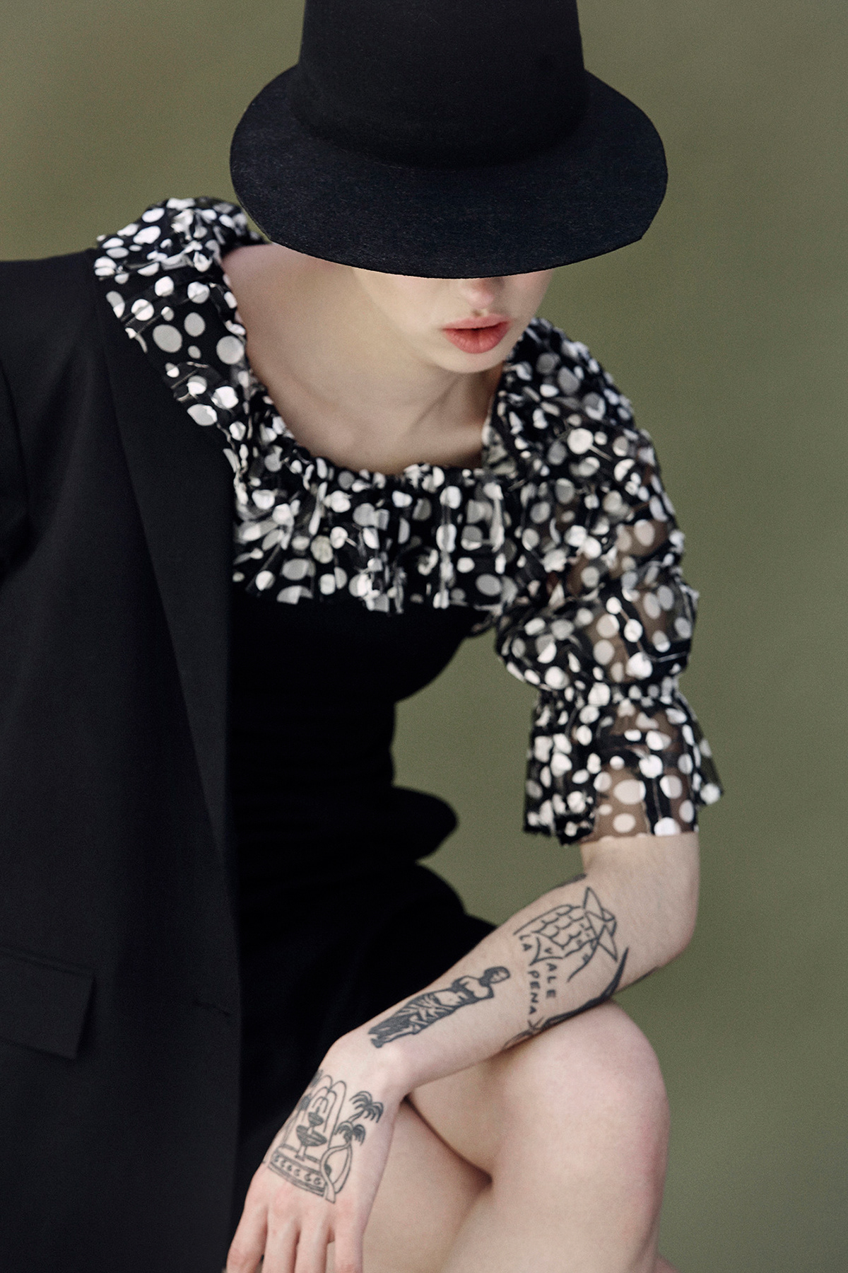 beauty fashion editorial film photography Galio Magazine Hasselblad Hats magazine Nikon FE sombrero Tattoo Model