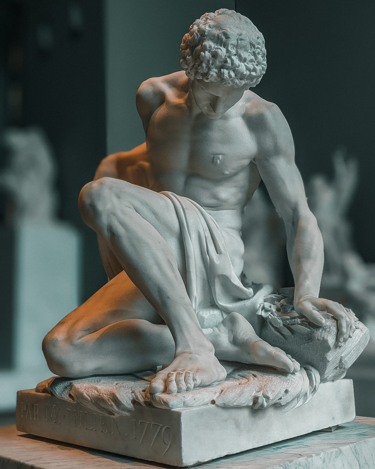 sculpture statue louvre louvre museum  Photography  photoshoot editorial color grading photo editing sculpture photography