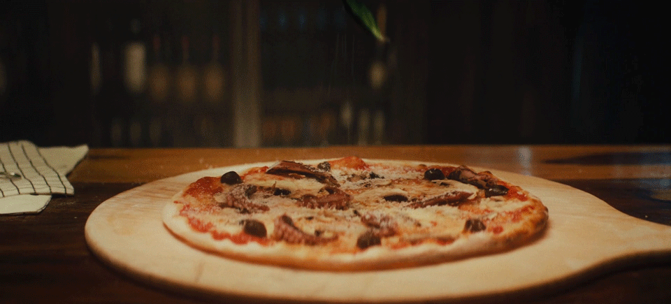 3D Advertising  comedy  directing   Film   Food  motion Pizza sounddesign vfx