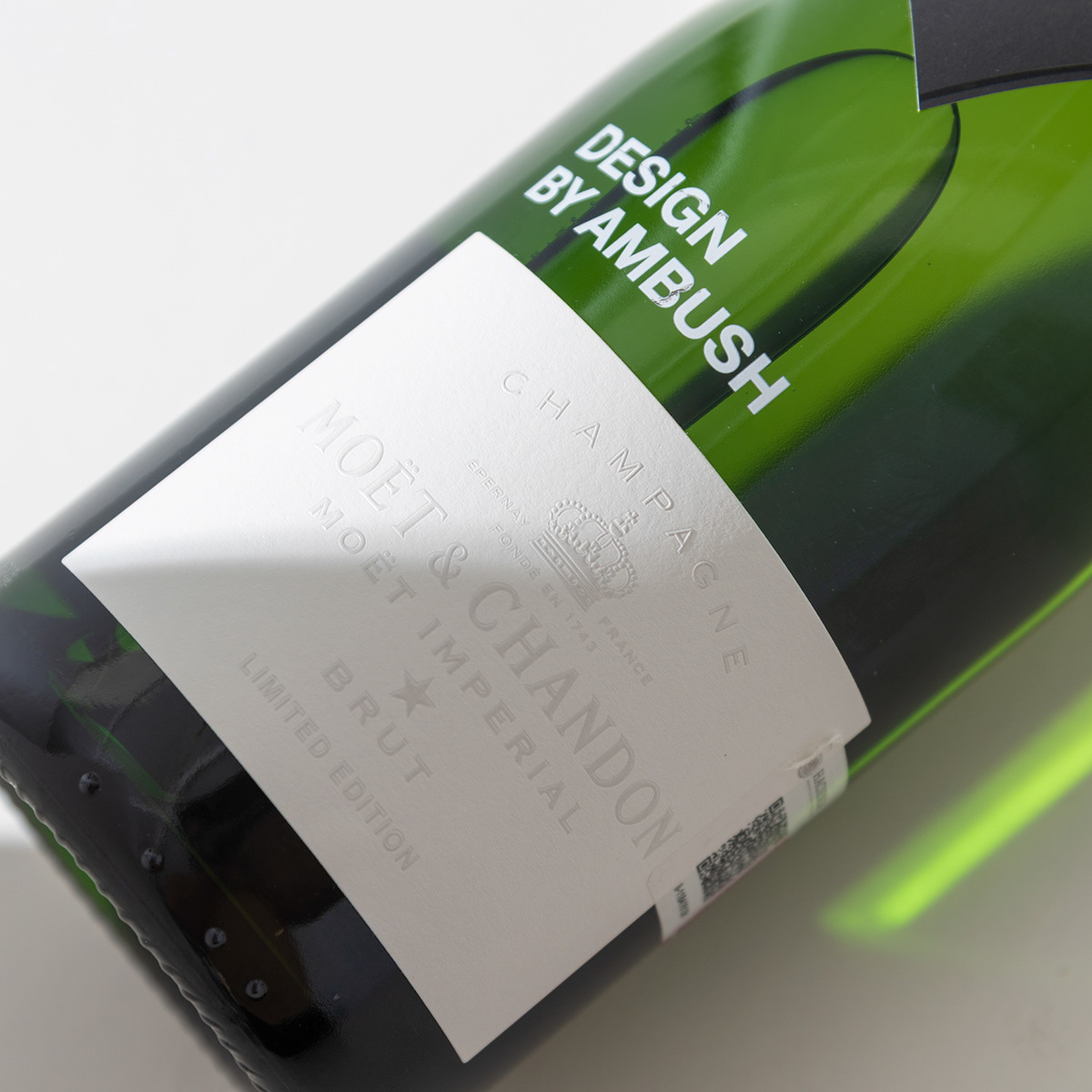 alcohol Ambush Champagne france Moet Photography  product Product Photography Vinos Yoon ambush