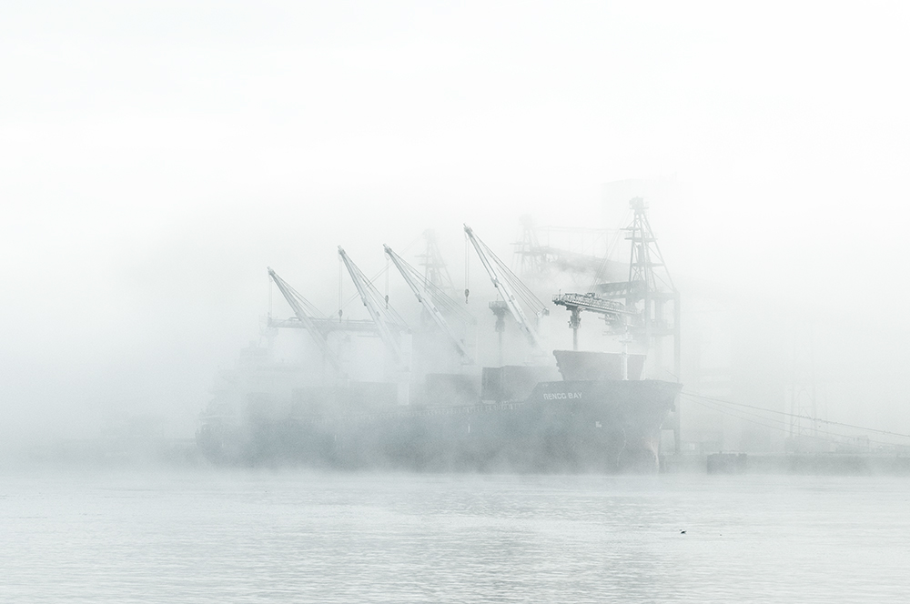 opaque brume smog fog port industriel industrial harbour rouen seine river fleuve JB-PHOTO JB POULAIN