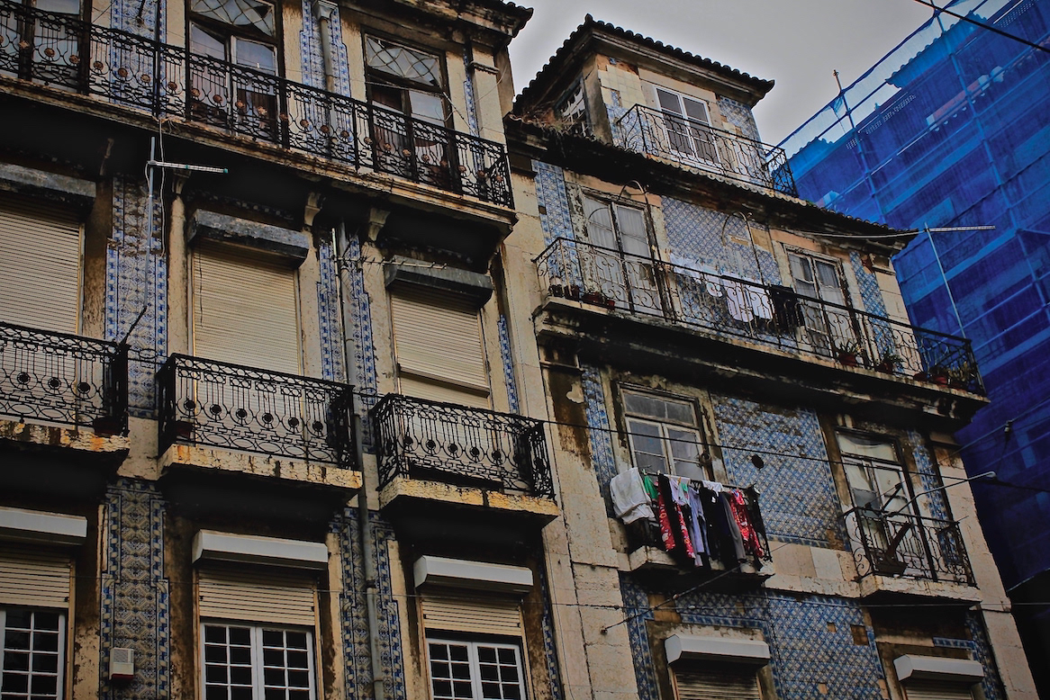 Alessandro Zir Portugal Brazil Luso-Brazilian Encounters Lisbon A/Z flaneur facades ruins architecture