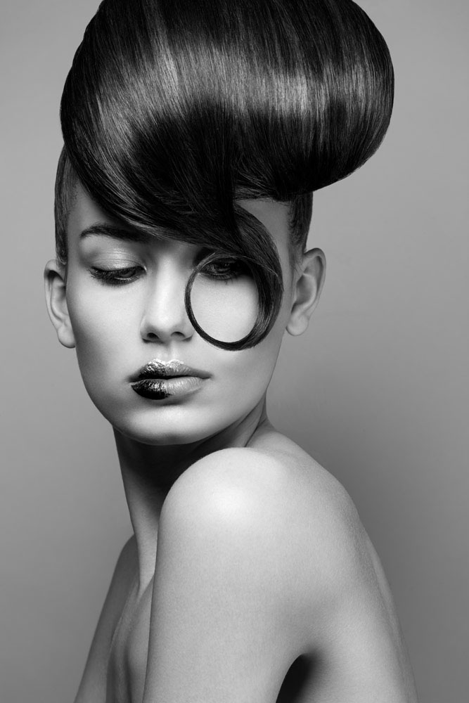 beauty fashion retouch Make Up black and white portrait model hair punk retouch High End inspire