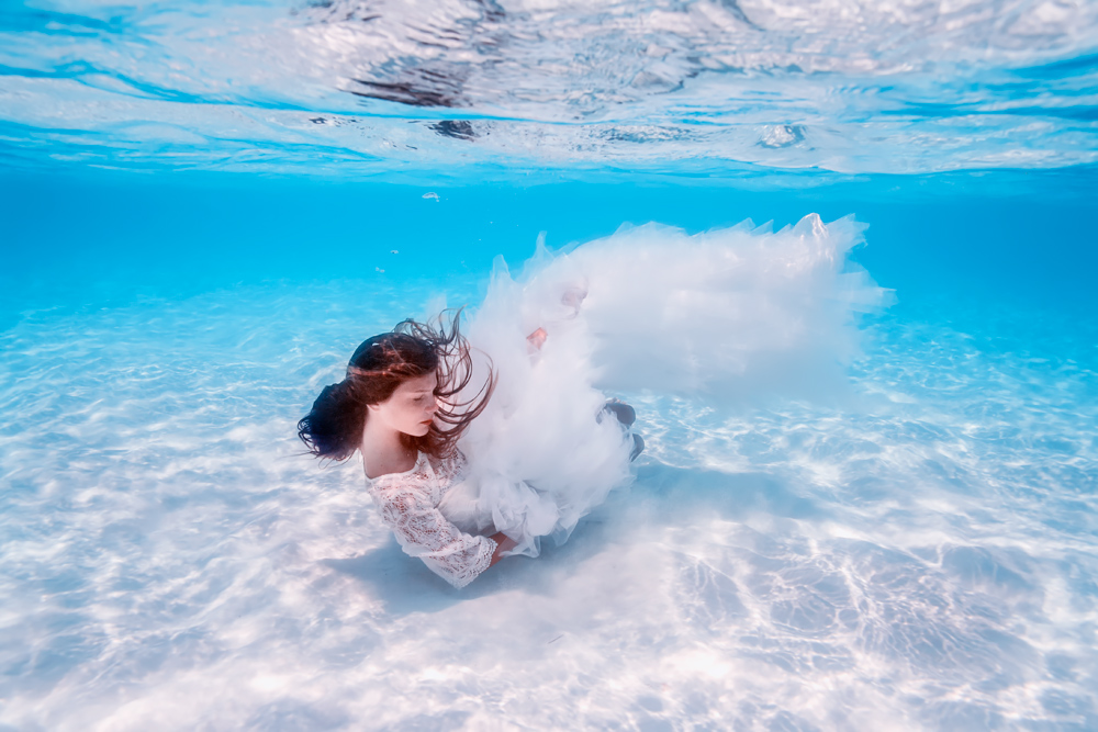 Adobe Portfolio underwater UNDERWATER PHOTOGRAPHY underwater fashion bridal underwater bride bridal fashion