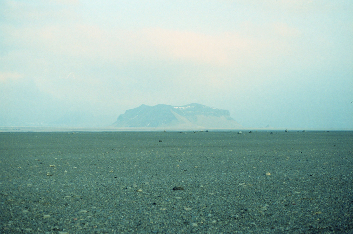 iceland south Vik black sand beach plane wreck walking on water mountain Nature Analogue 35mm nostalgia