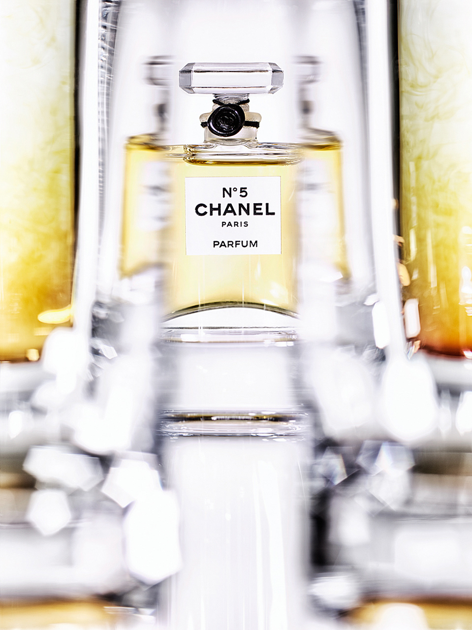 Bumble Bee chanel cosmetics Fragrance jello parfum Photography  Product Photography Sabine Scheer still life