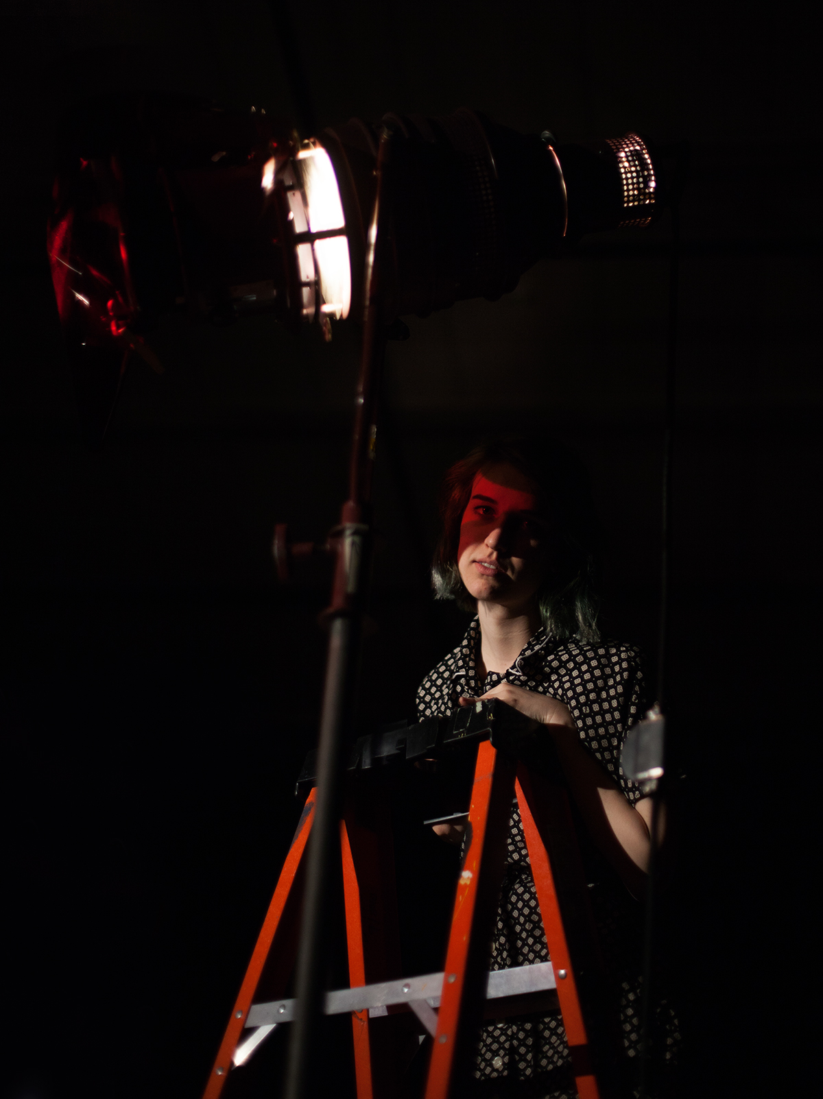 photo lighting behind the scenes darkness face risd