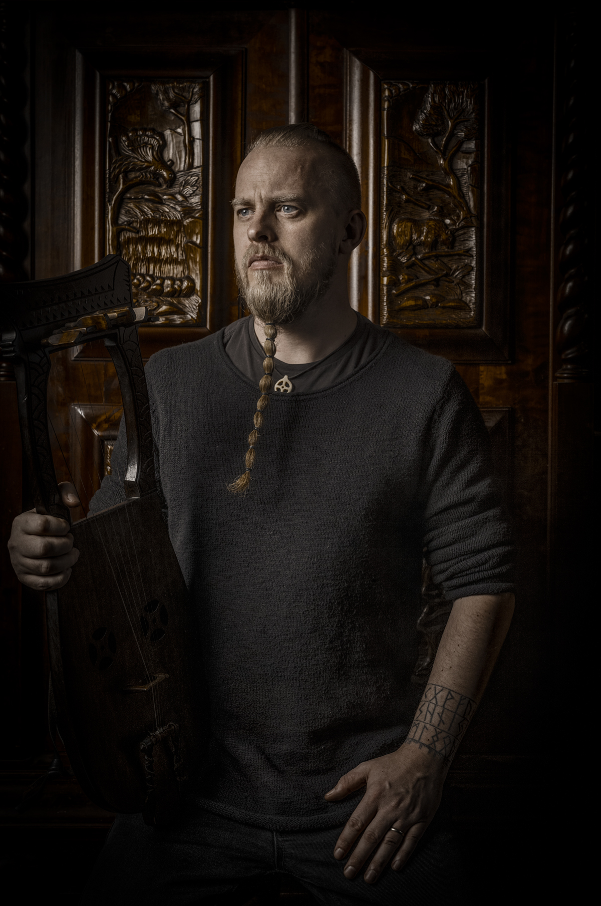 Adobe Portfolio vikings Composer Einar Selvik wardruna Kvitrafn