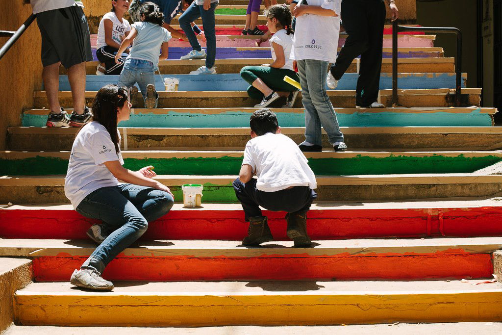 dihzahynrers paint stairs NGO colortek colors ayadina Beirut lebanon