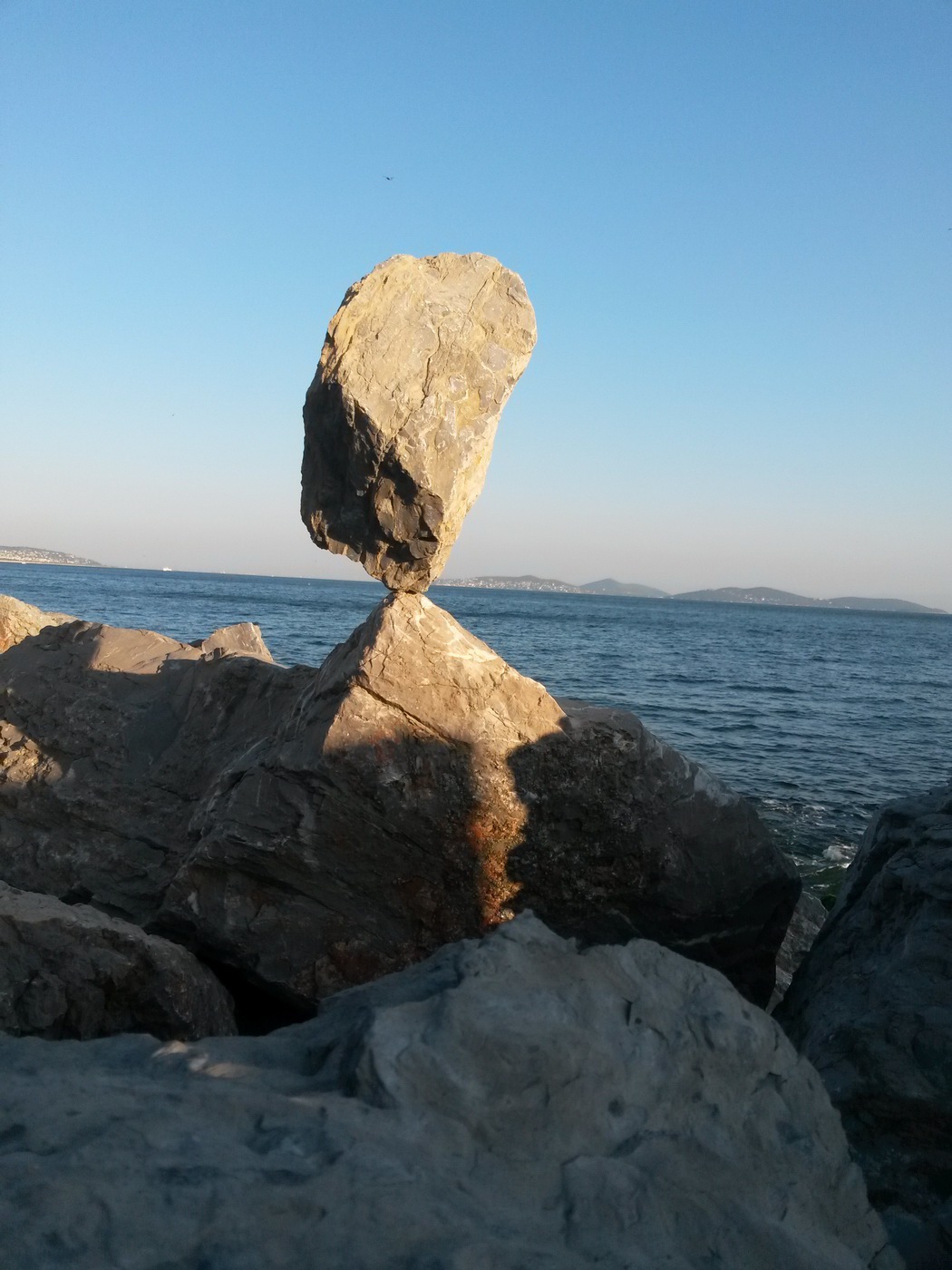 stone stones balance Street art beach sand hand made istanbul Sculpt