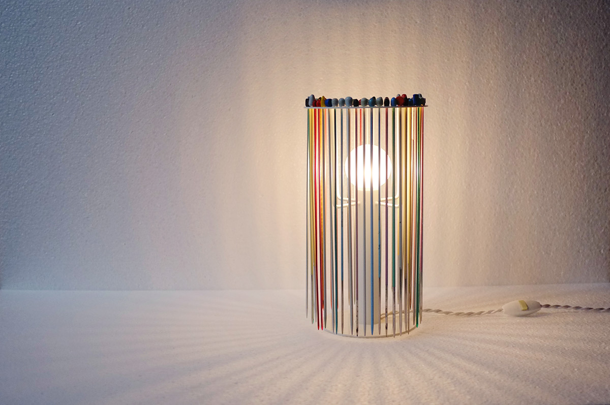 upcycling light Lamp design furniture knitting needles