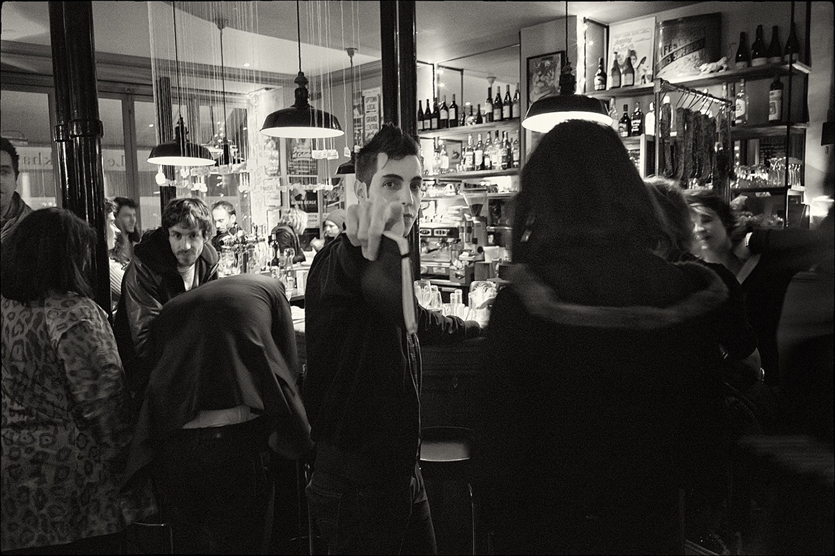 Paris black and white art show portraits bars keys Arthur Simony Scherkhan Nightlife strings cafe