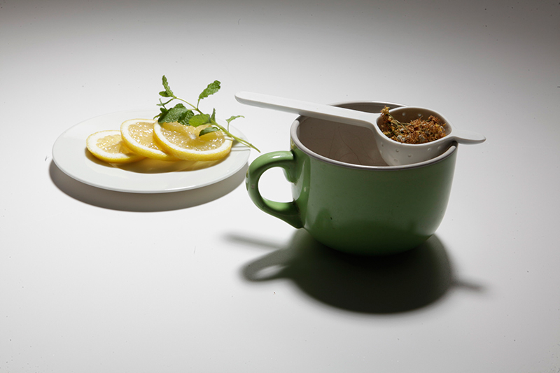 tea infuser strainer tea drink material experiment porcelain pouring wood ash