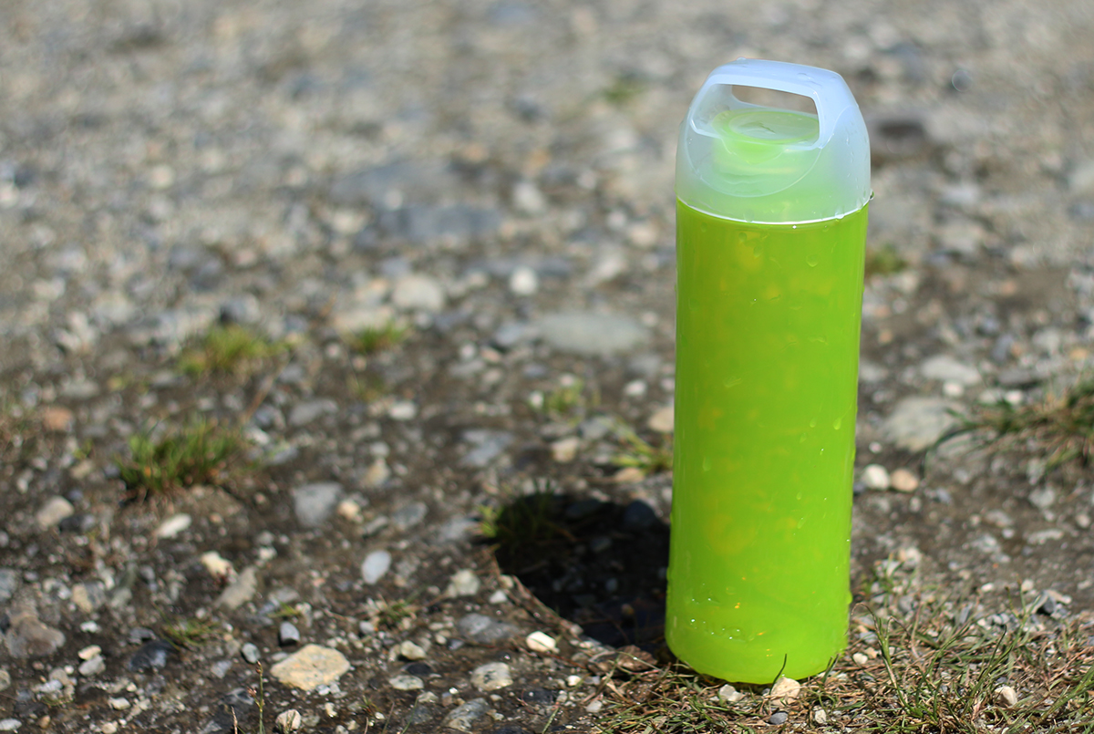 Outdoor plastic bottle hydratation